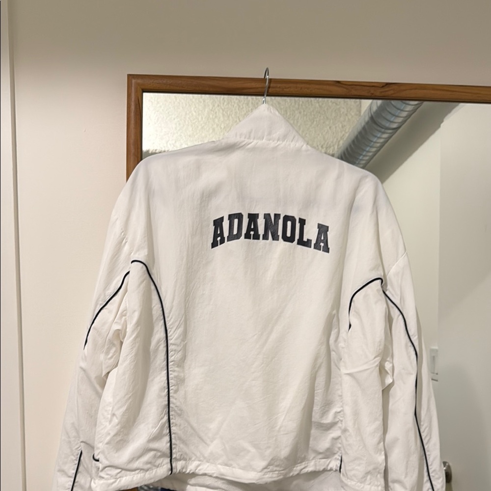 Adanola White Ski Jacket with Black Accents - Picture 4 of 5